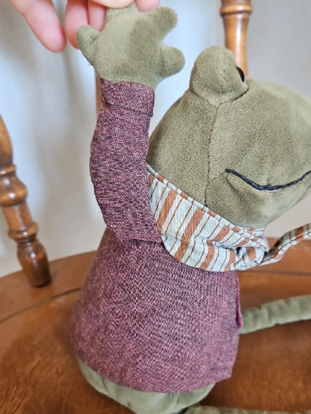 Jellycat Riverside Rambler Frog Plush - Picture 10 of 16